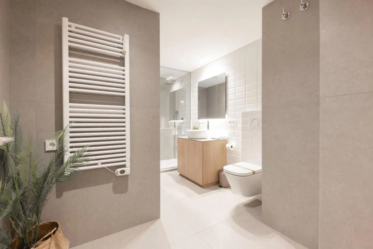 Bravissimo Falco, 3 Bedrooms And Balcony Girona Spanyolország