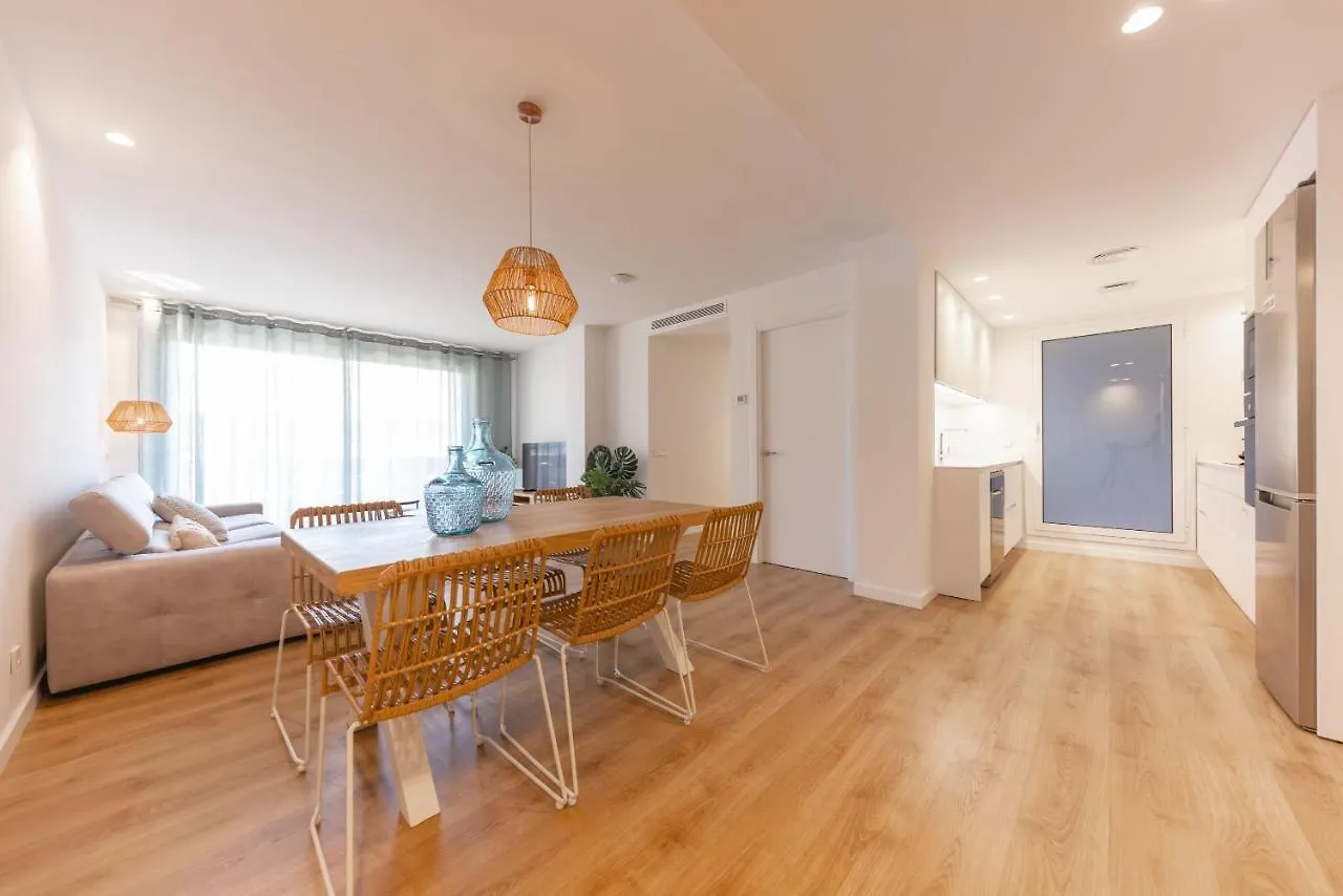 Apartman Bravissimo Falco, 3 Bedrooms And Balcony Girona